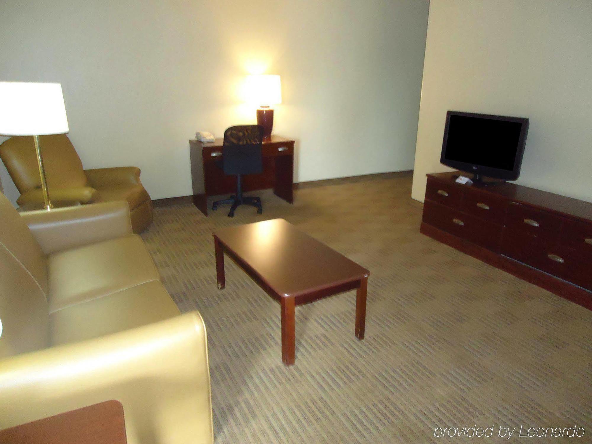 Suburban Studios Winston-Salem Near Hanes Mall Екстериор снимка